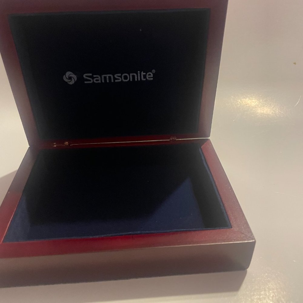 Samsonite Jewelry Box. - Picture 5 of 5
